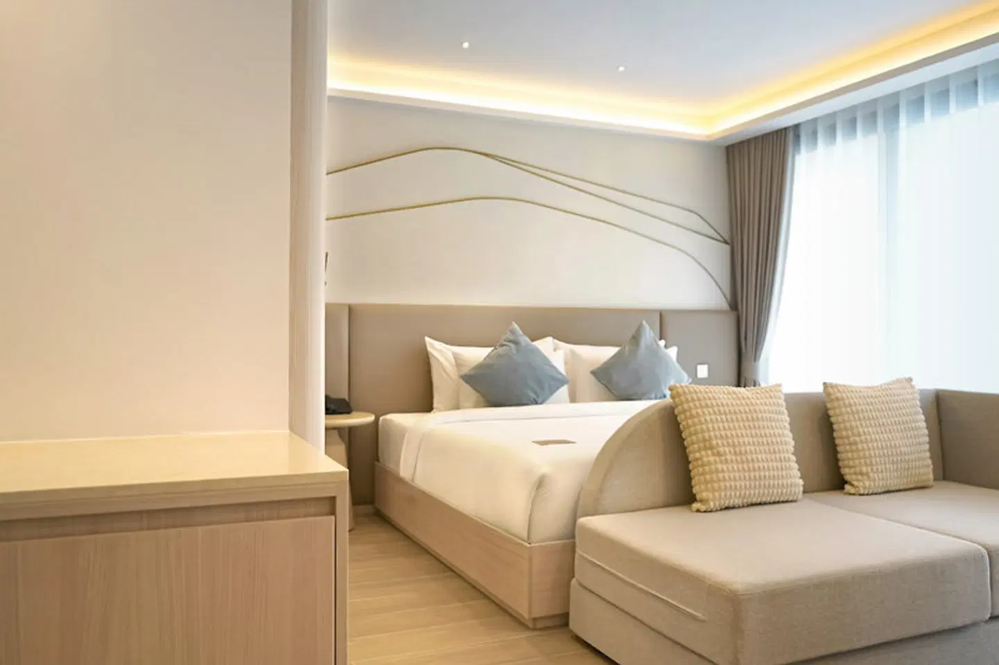 Wyndham Garden Naithon Phuket ROOM_EXAMPLE