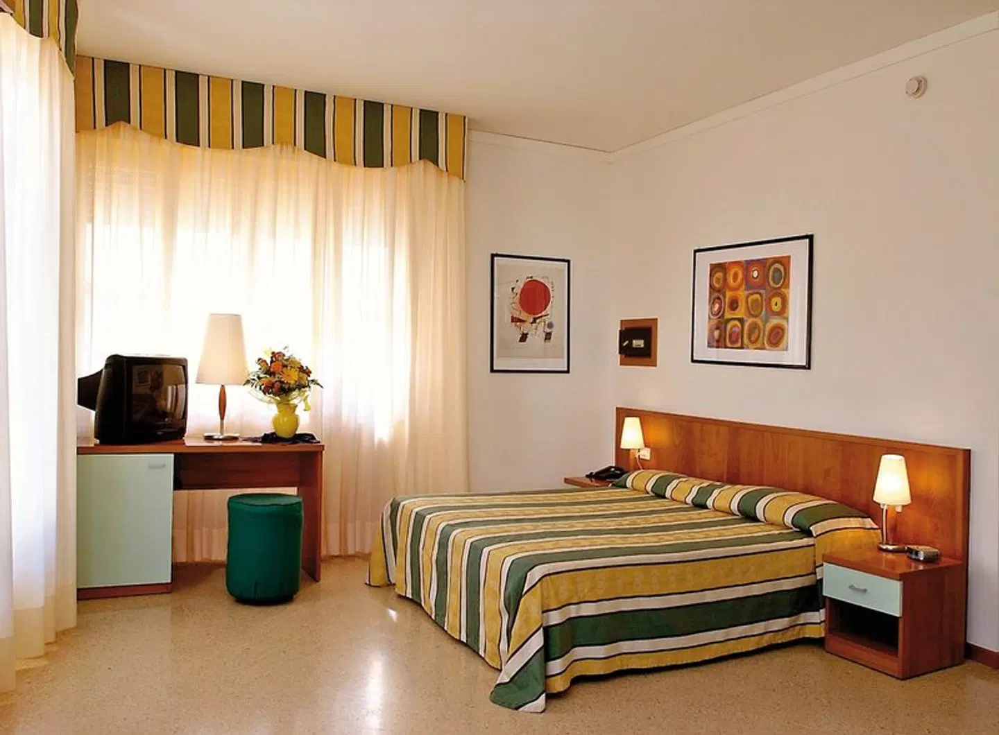 Luna ROOM_EXAMPLE