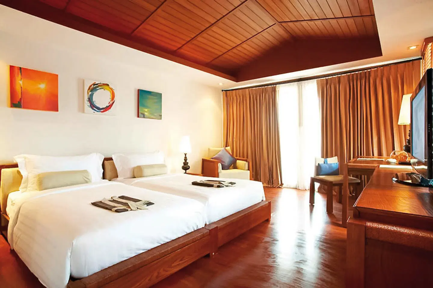 The Sarann ROOM_EXAMPLE