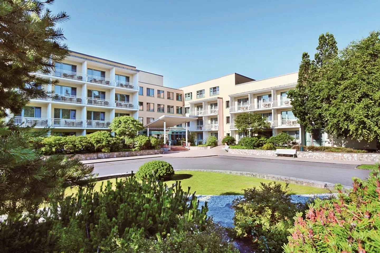 Bernstein Prerow EXTERIOR