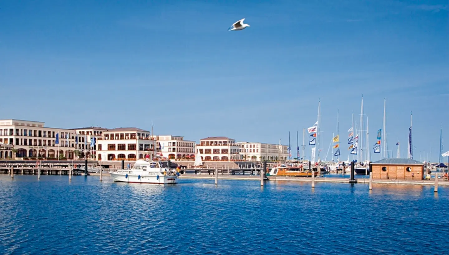 Yachthafenresidenz Hohe Düne EXTERIOR