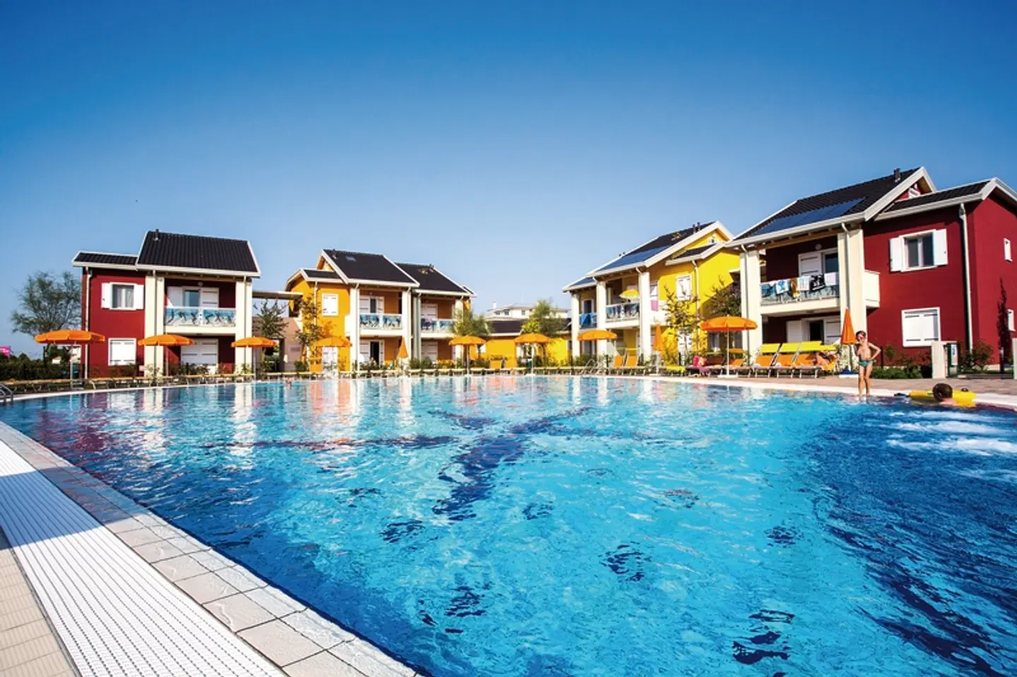 Residence Green Village OUTDOOR_POOL