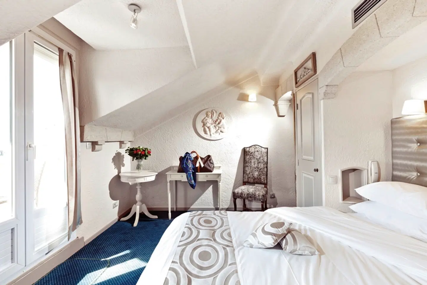 Golden Tulip Cannes Hotel de Paris ROOM_EXAMPLE