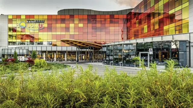 Aquarius Spa MODEL_IMPRESSION