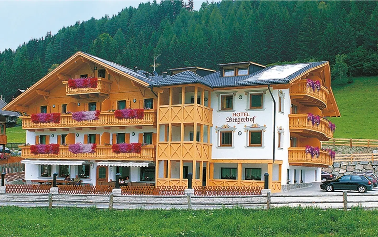Almhotel Bergerhof EXTERIOR