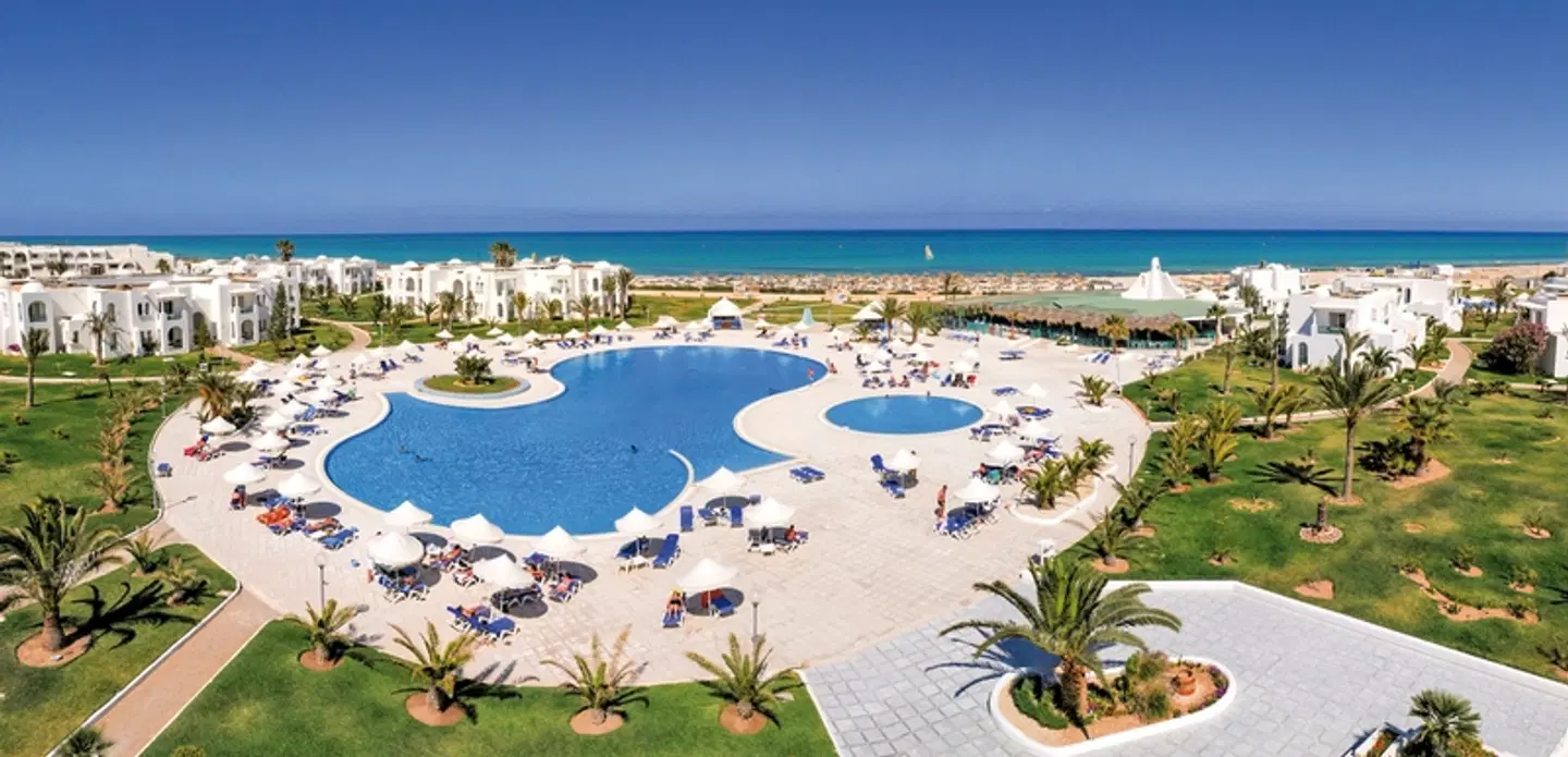 Vincci Helios Beach & Spa OUTDOOR_POOL