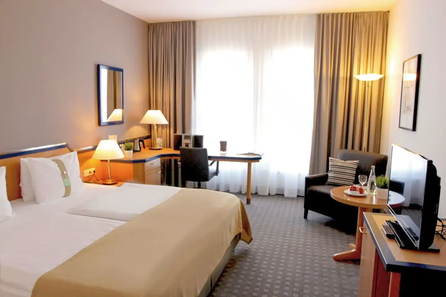 Holiday Inn Hamburg Wohnbeispiel