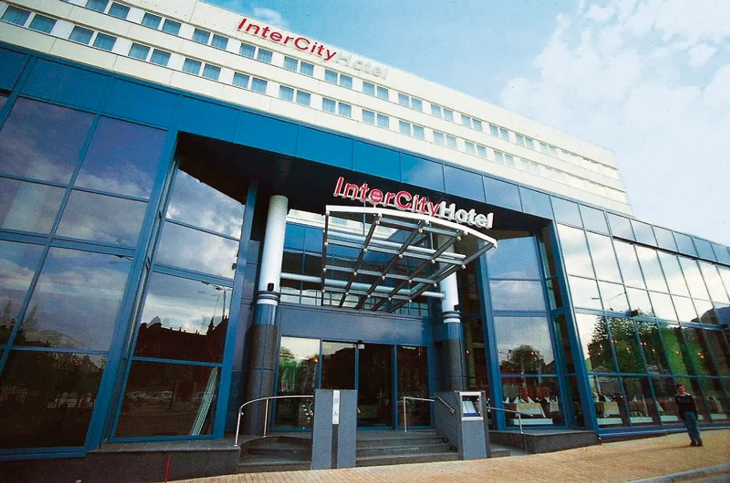 IntercityHotel Schwerin EXTERIOR