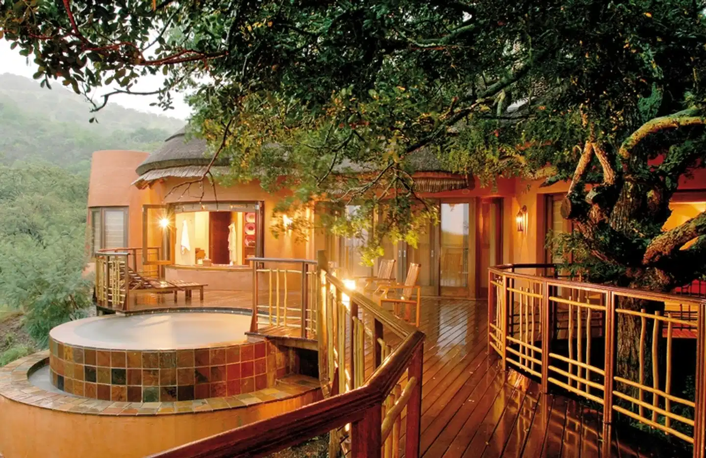 Thanda Safari Bar
