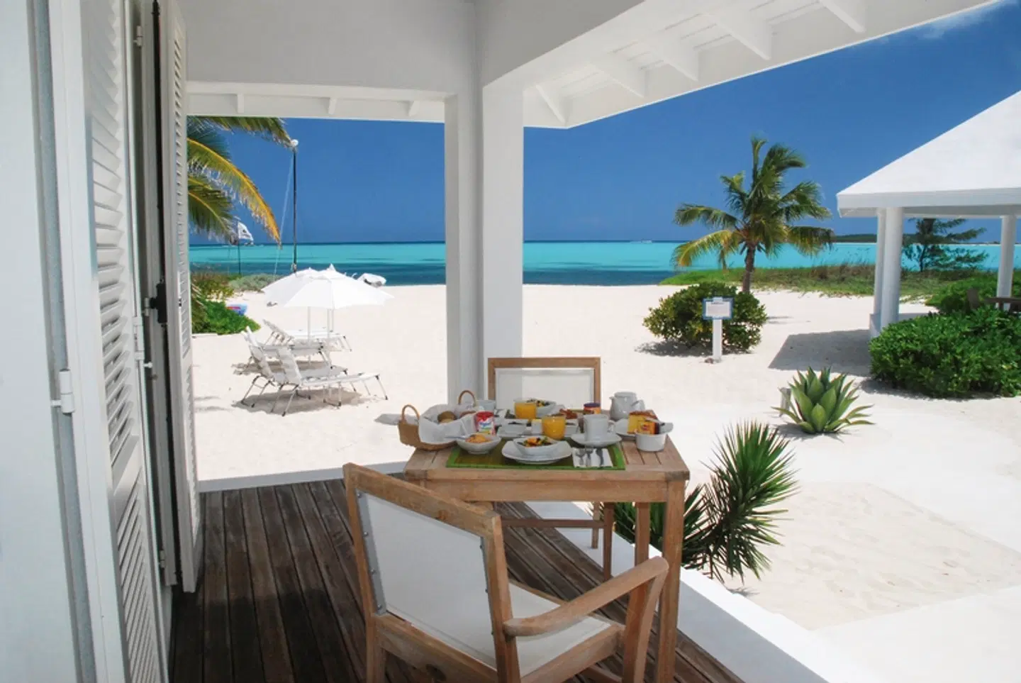 Guanahani Beach Club Restaurant