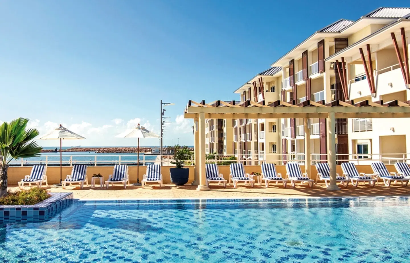 Marina Varadero Apartements OUTDOOR_POOL