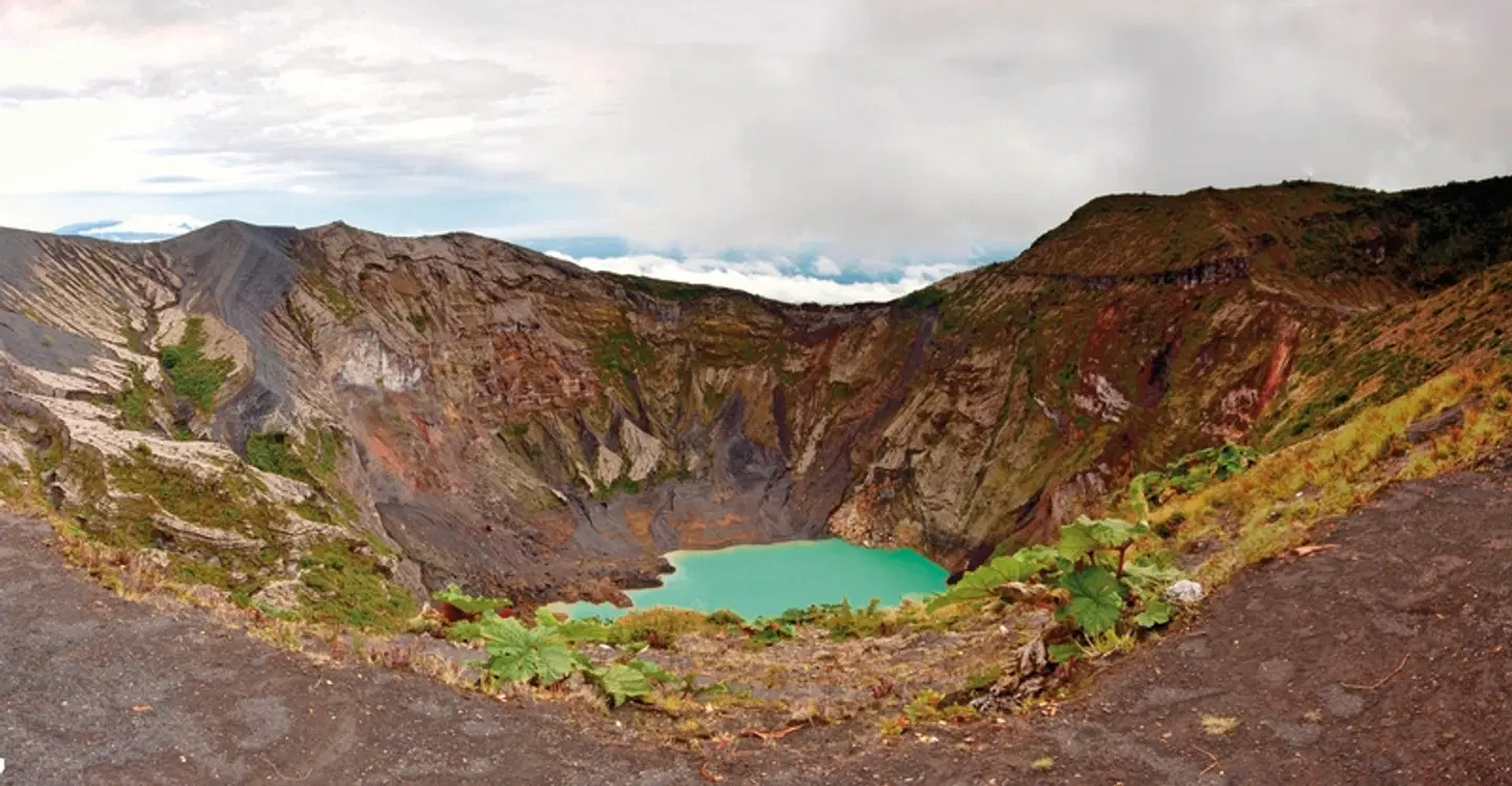 Geheimnisvolles Costa Rica: Vulkane und Regenwald LANDSCAPE