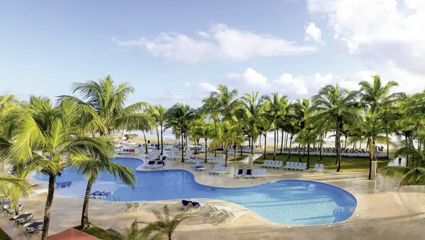Viva Tangerine by Wyndham Pool