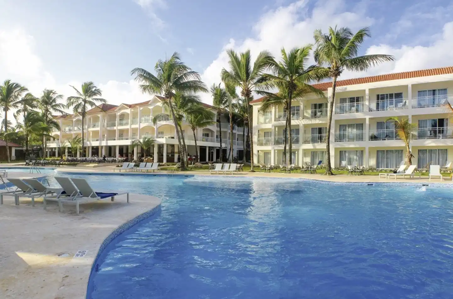 Viva Tangerine by Wyndham Pool