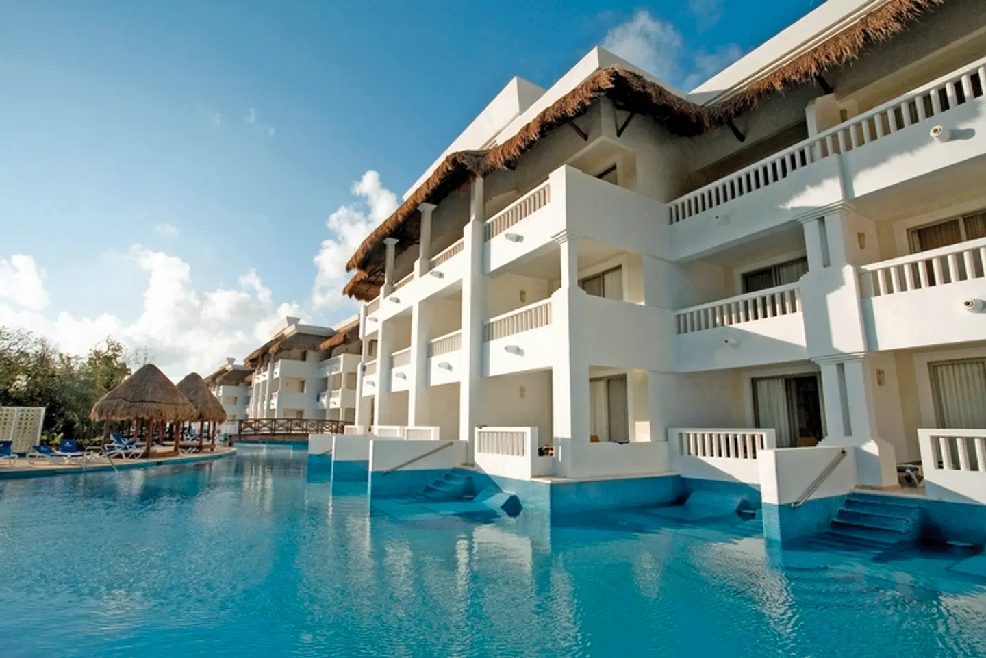 Grand Riviera Princess EXTERIOR