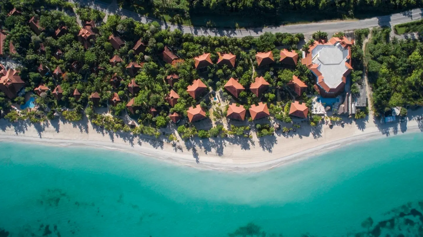 Couples Swept Away Strand