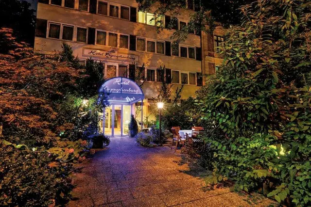 Hotel Nymphenburg EXTERIOR