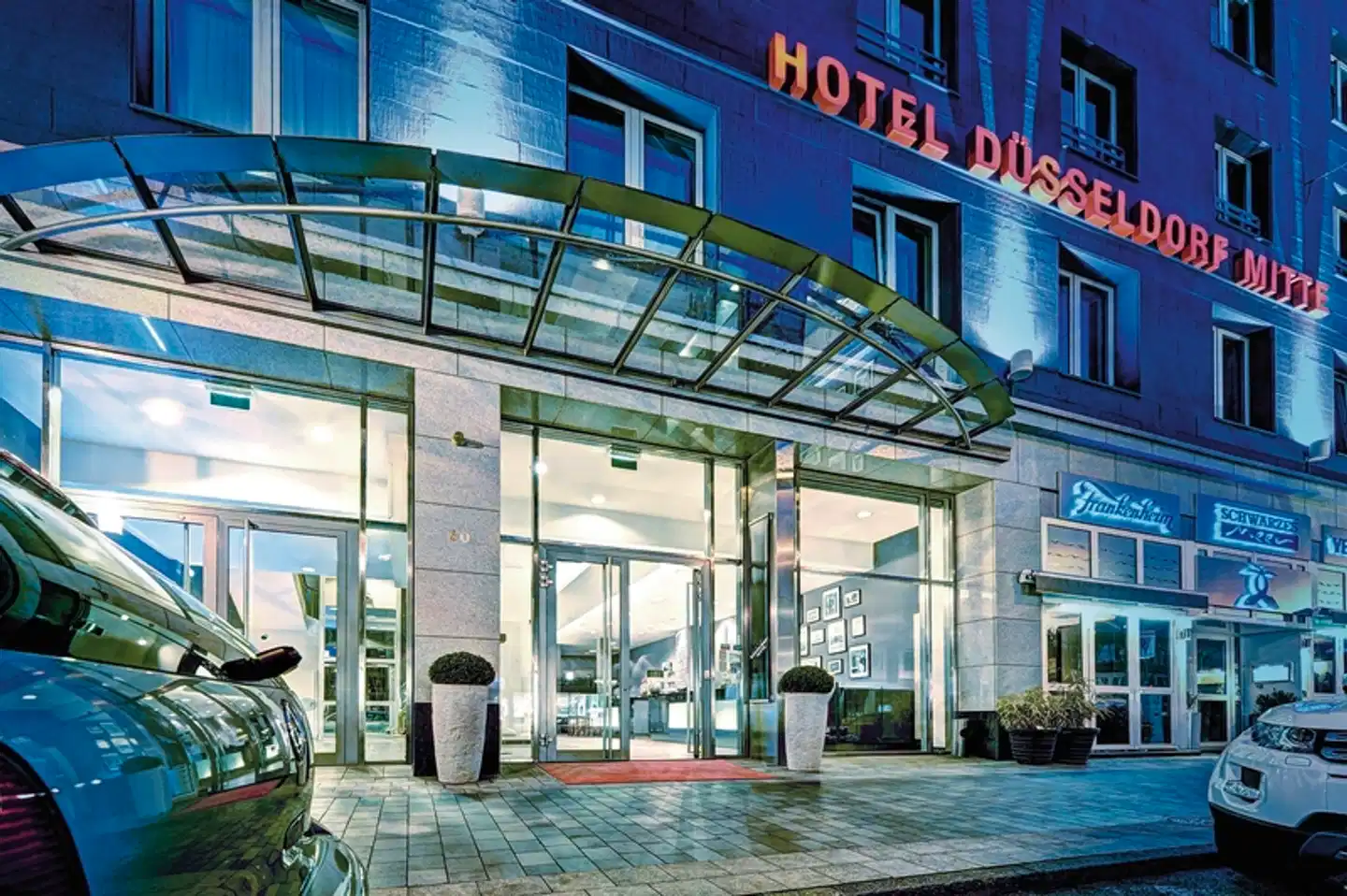 Hotel Düsseldorf Mitte Aussenansicht