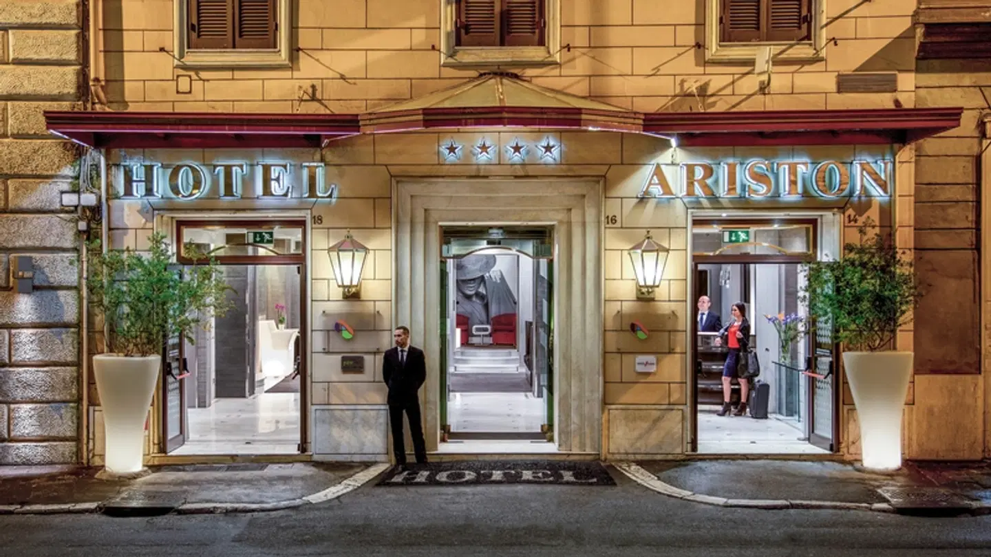 Hotel Ariston EXTERIOR