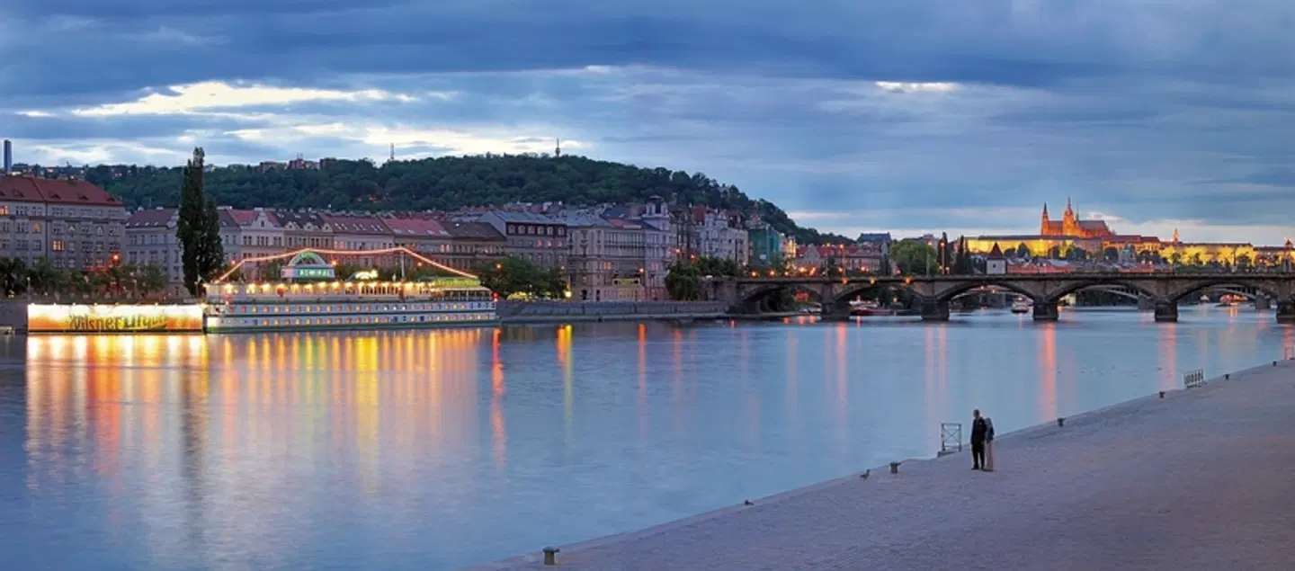 Botel Admiral LANDSCAPE