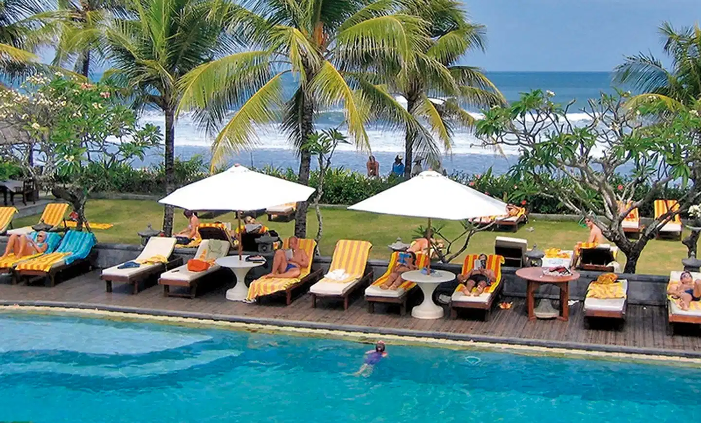Grand Balisani Suites Pool