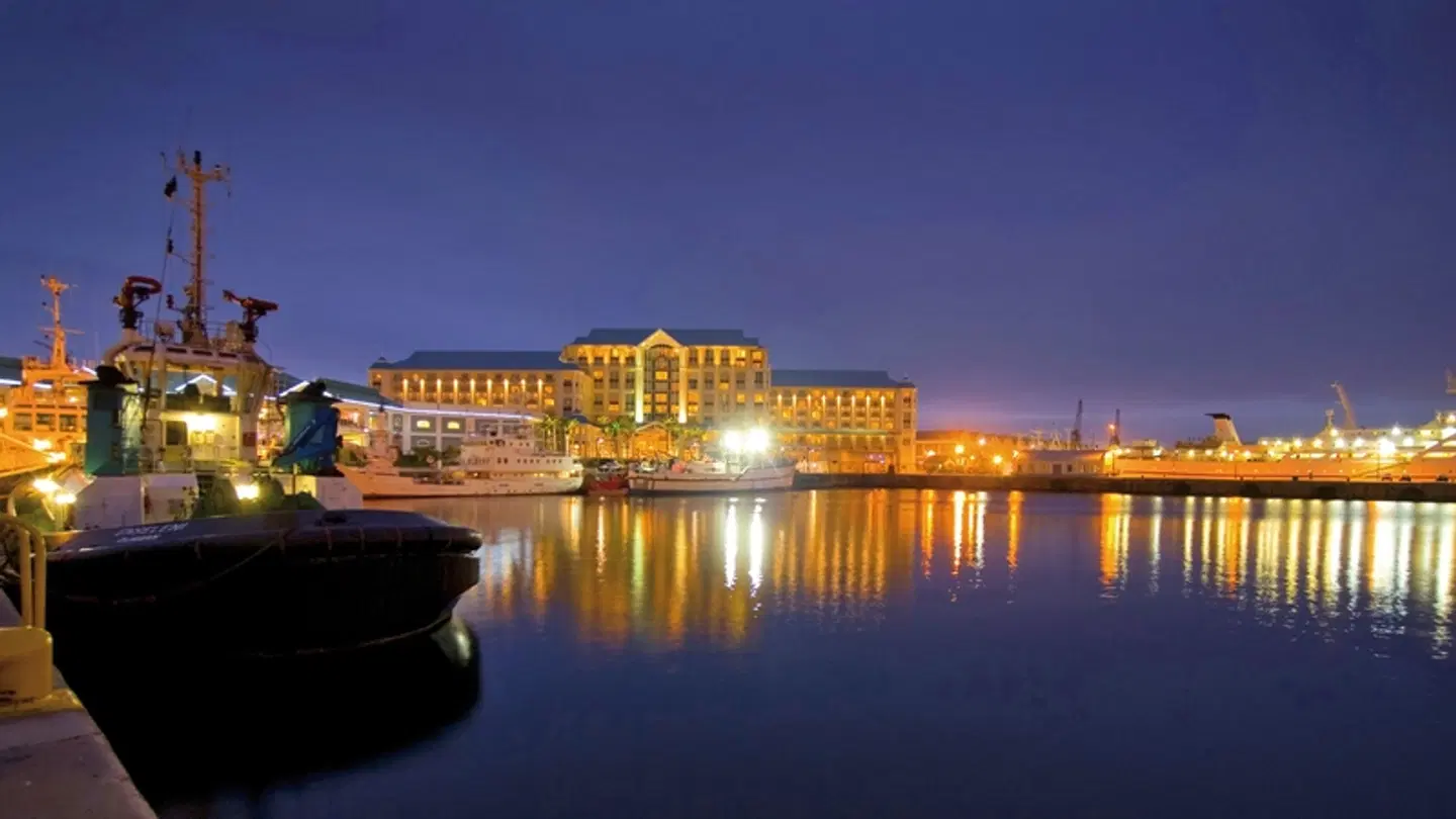 The Table Bay Hotel OUTDOOR_POOL