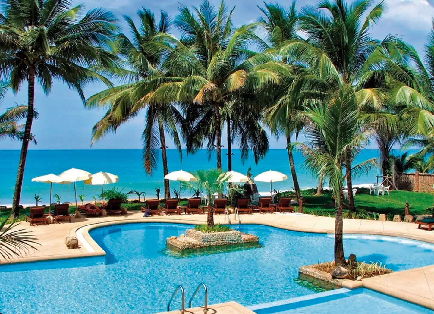 Khao Lak Palm Beach Resort Pool