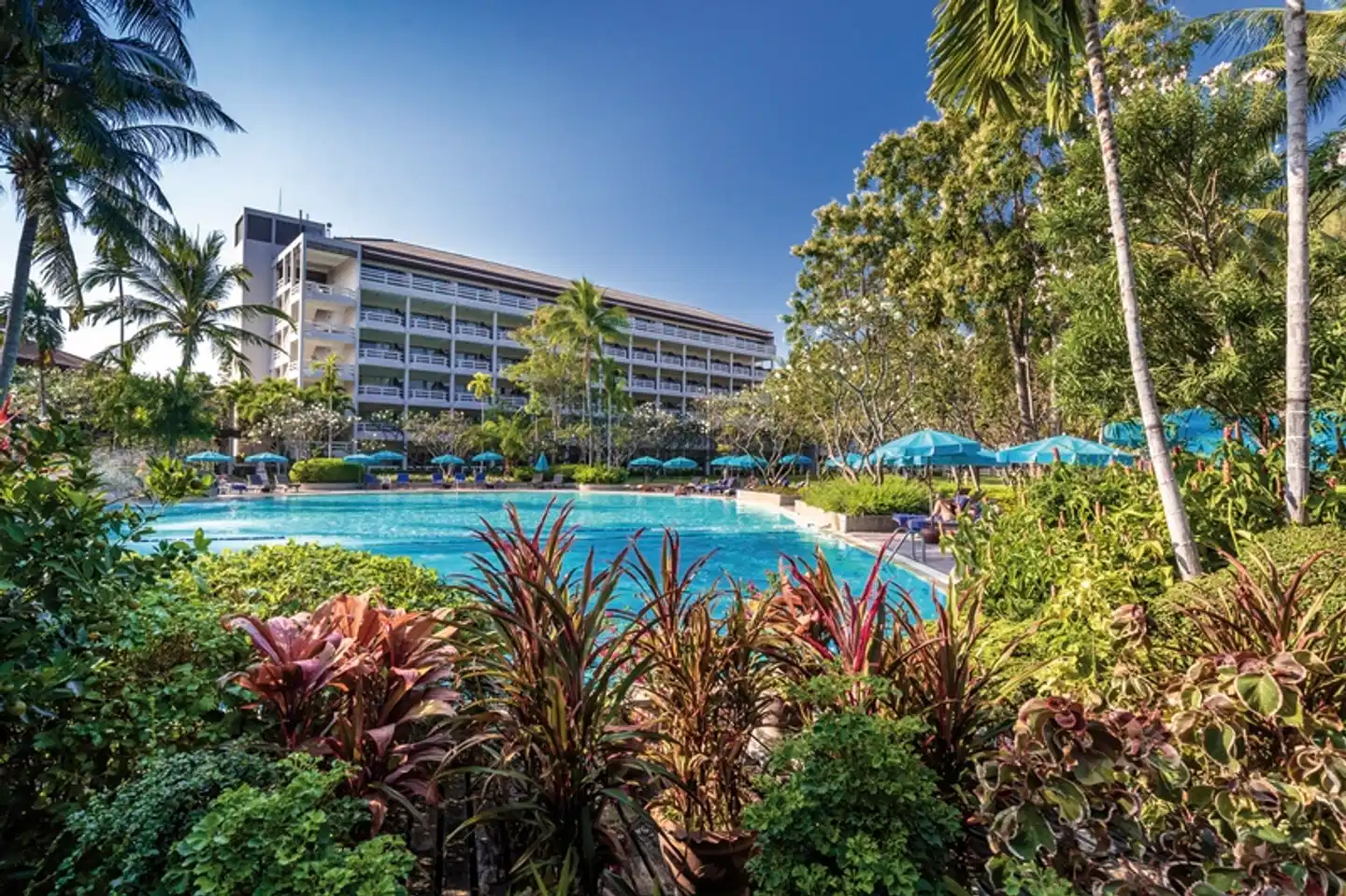 The Regent Cha Am Beach Resort Aussenansicht