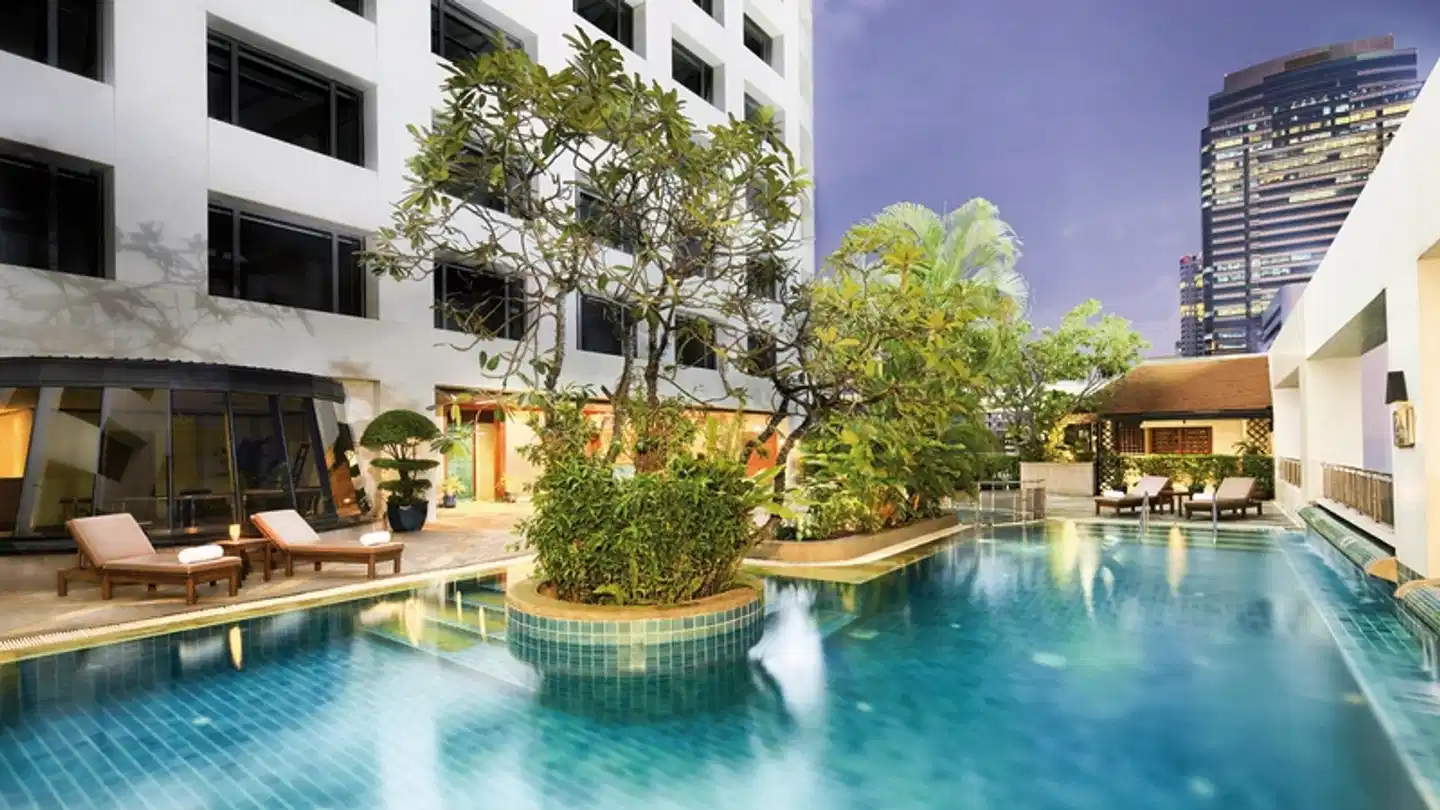 Avani Atrium Bangkok Pool