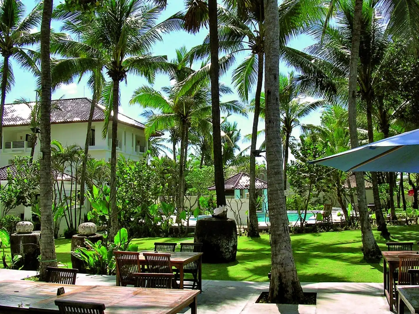 Legong Keraton Beach Resort Garten