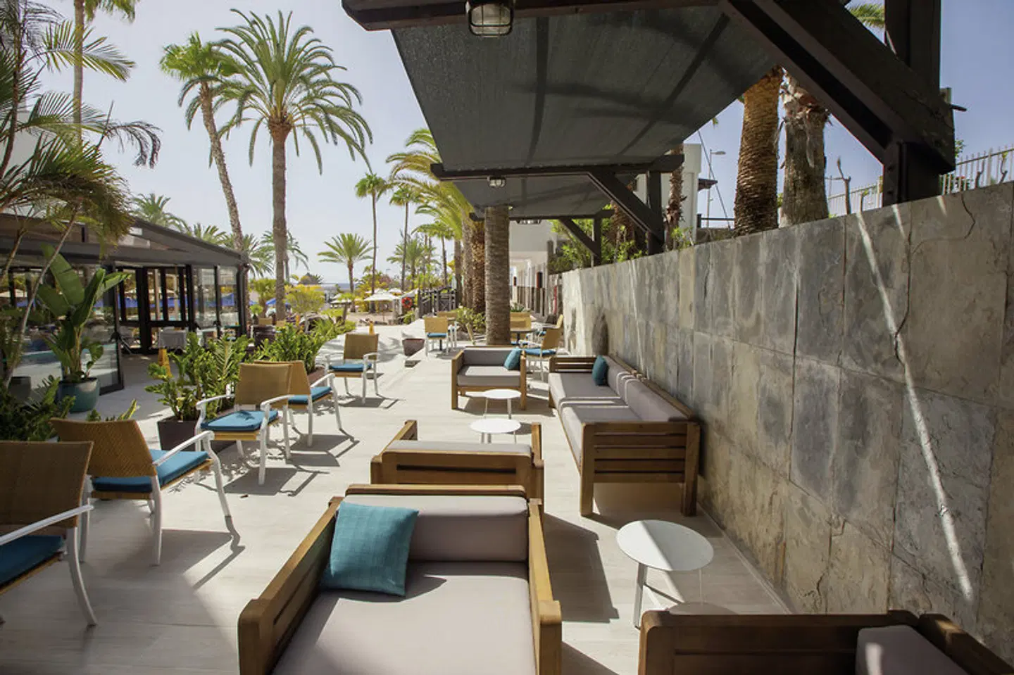 Corallium Beach by Lopesan Hotels Terrasse