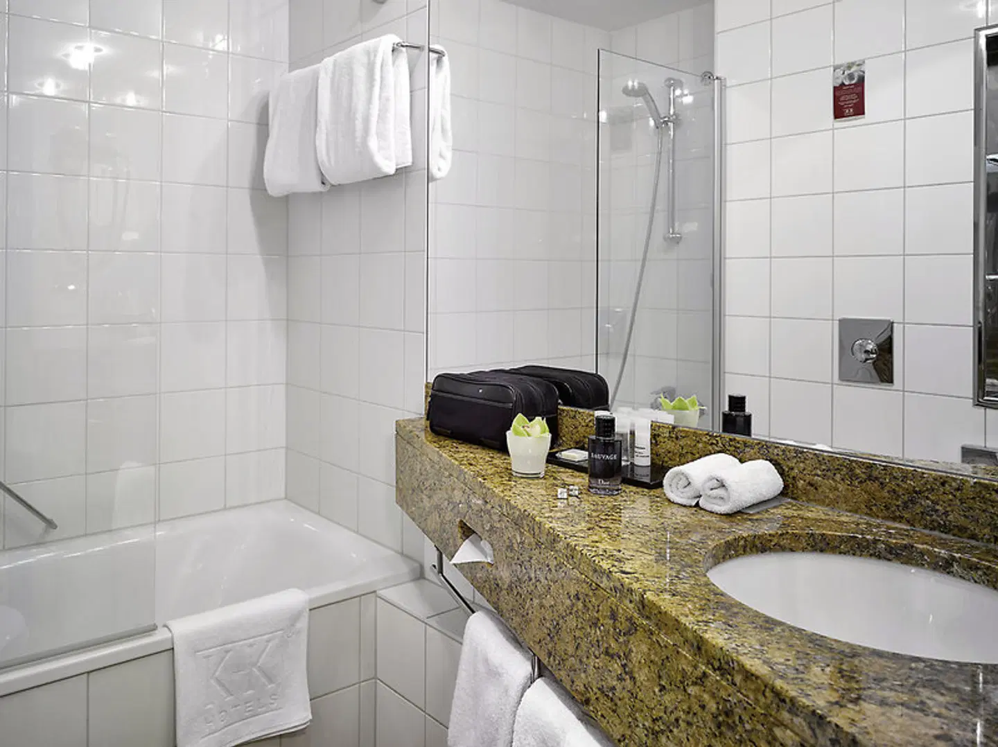 K+K Hotel Central Badezimmer