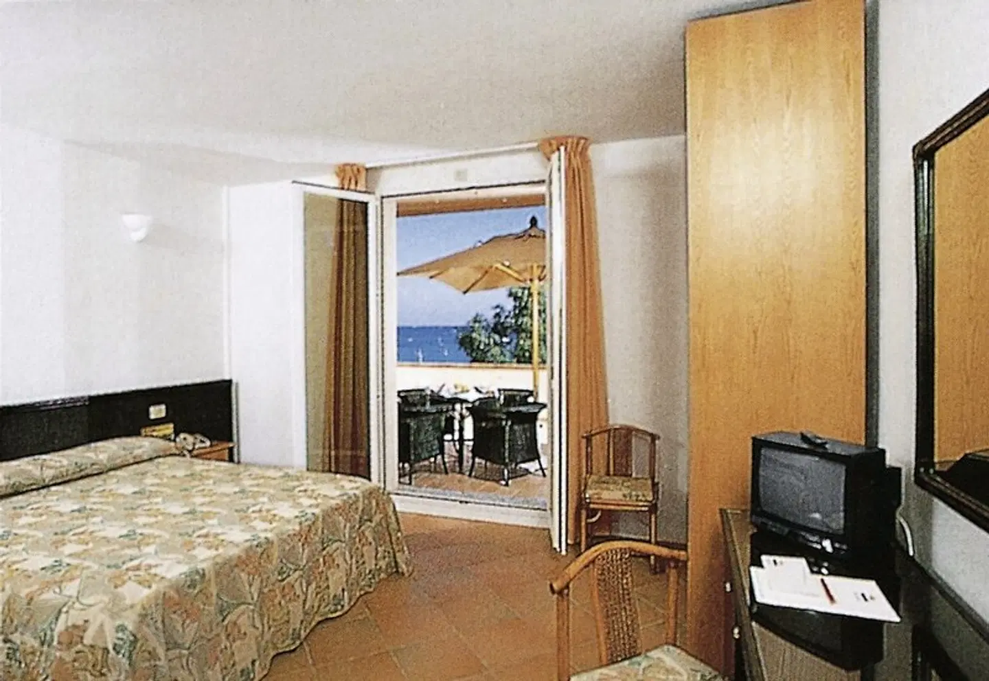 Riva del Sole ROOM_EXAMPLE