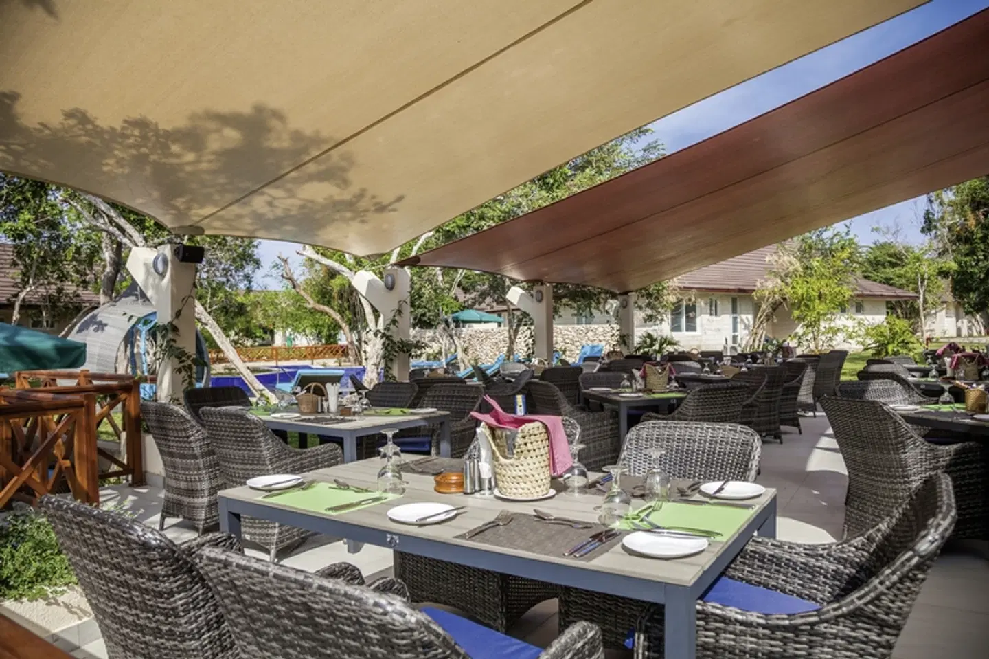 Leopard Beach Resort & Spa Restaurant