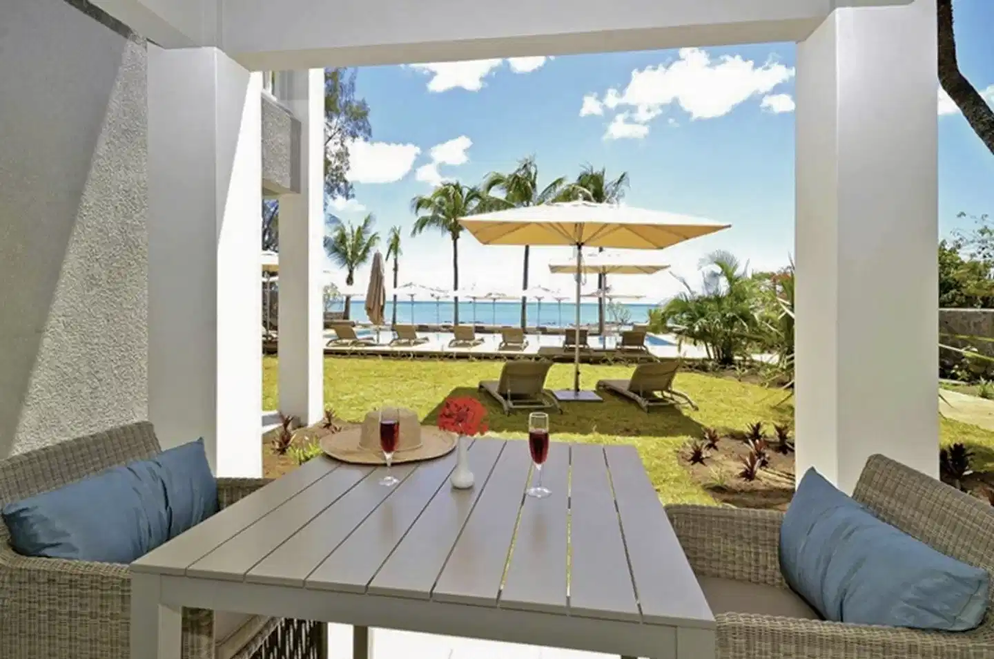 Mont Choisy Beach Resort Garten