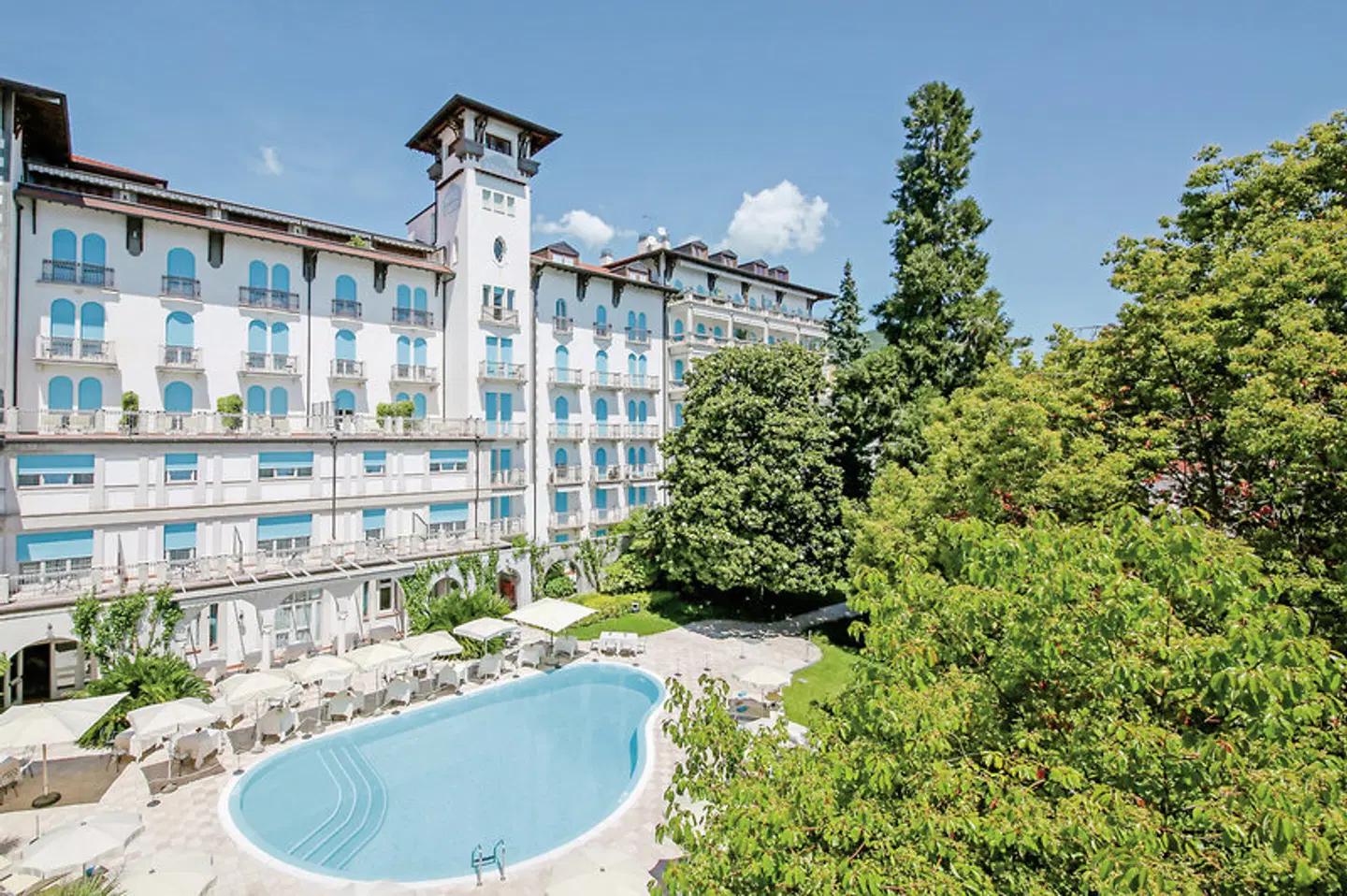 Hotel Savoy Palace EXTERIOR