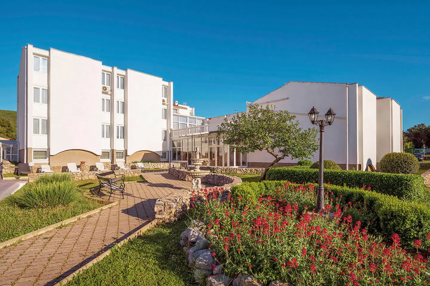 Omorika Hotel Punat Garten