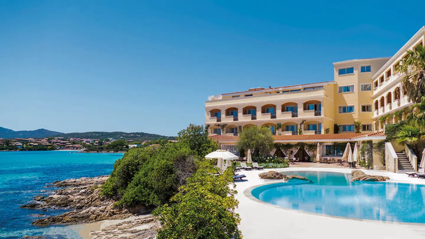 Gabbiano Azzurro Hotel & Suites OUTDOOR_POOL