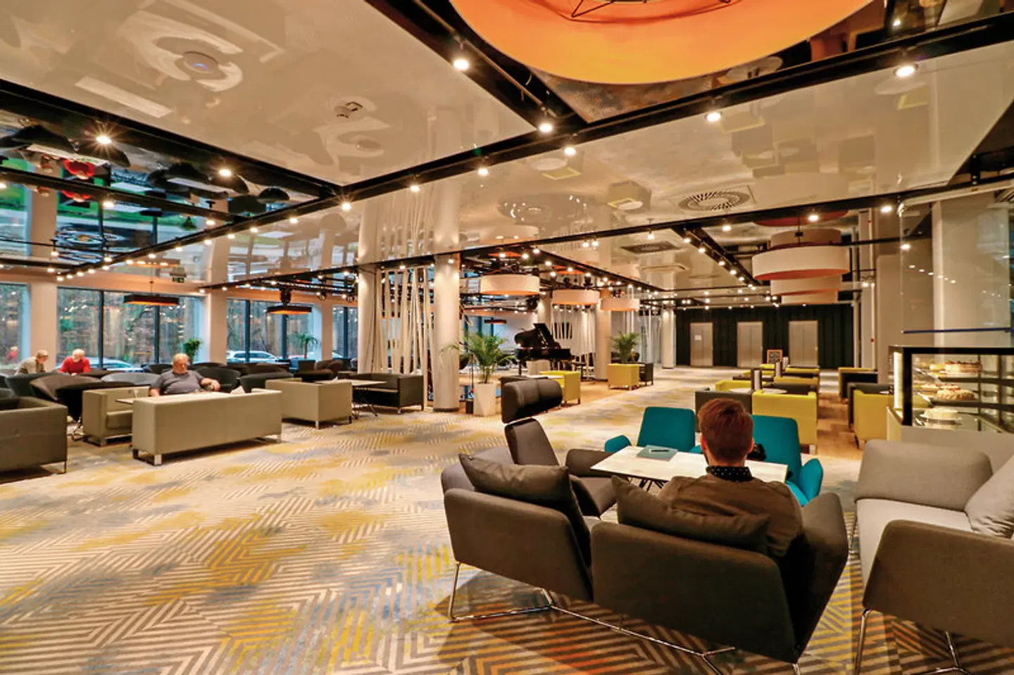 Hamilton LOUNGE_LOBBY