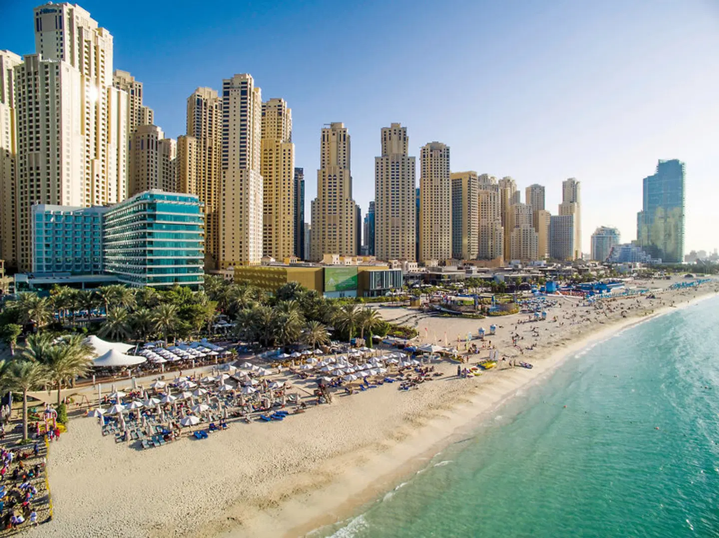 Hilton Dubai The Walk Strand