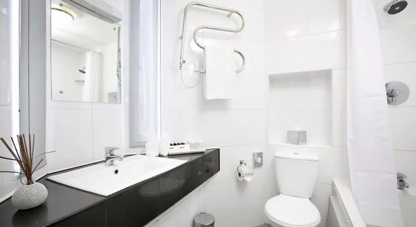 Thistle Bloomsbury Park Badezimmer