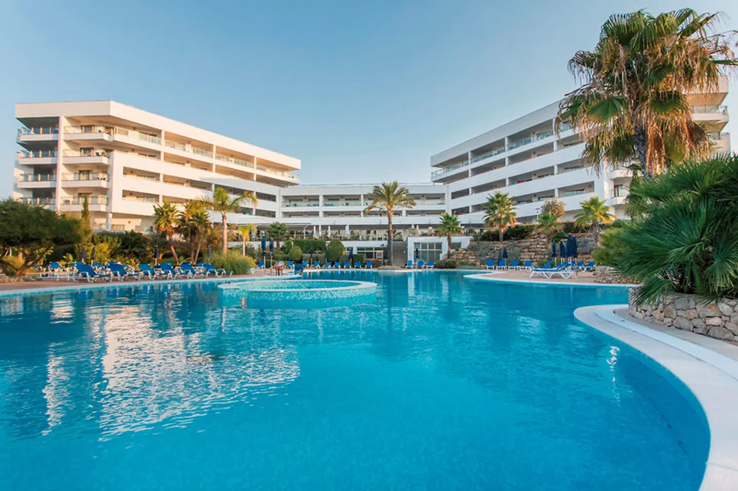Alfagar Aparthotel OUTDOOR_POOL