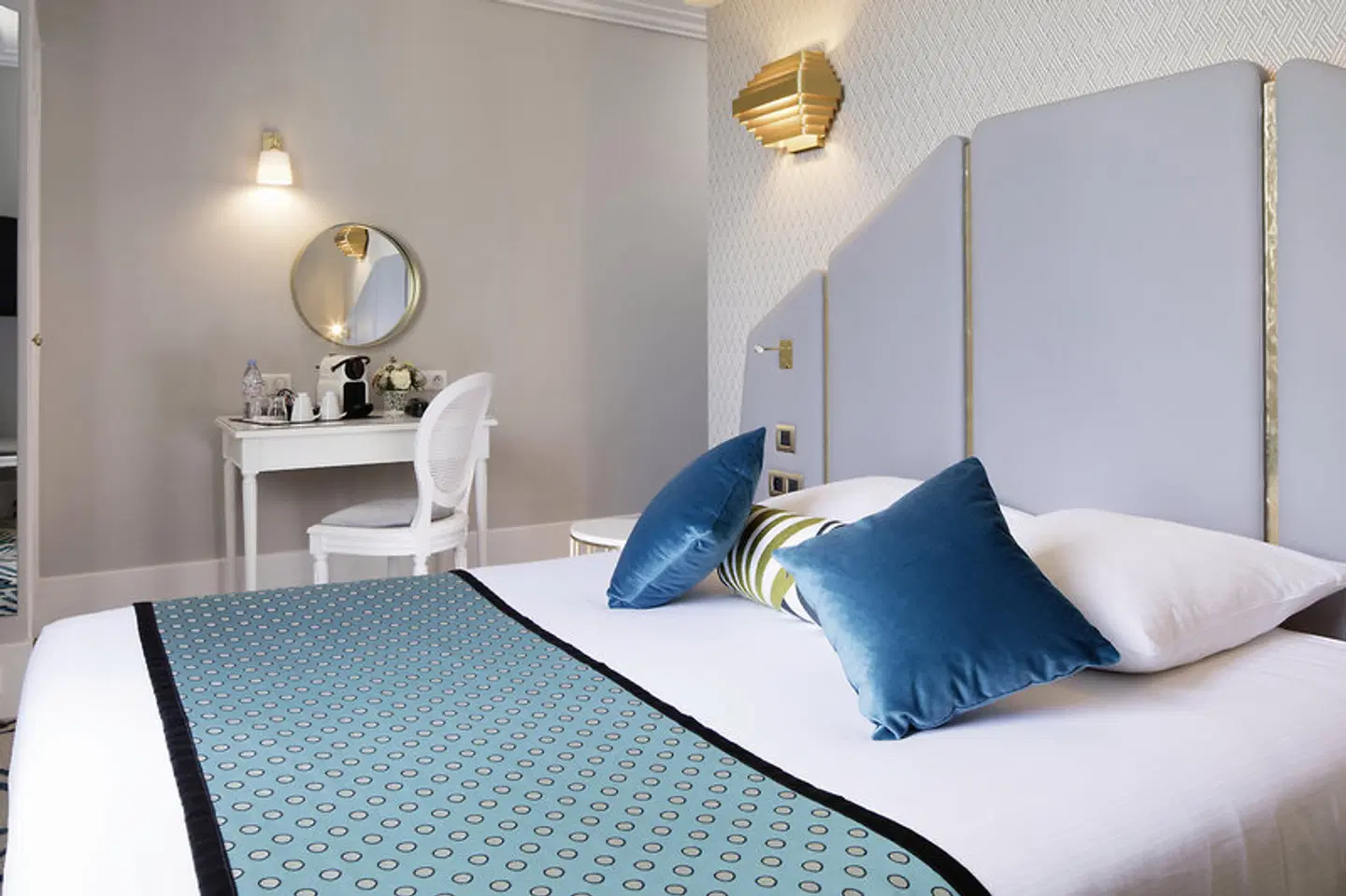 Hotel Victor Hugo Paris Kléber ROOM_EXAMPLE