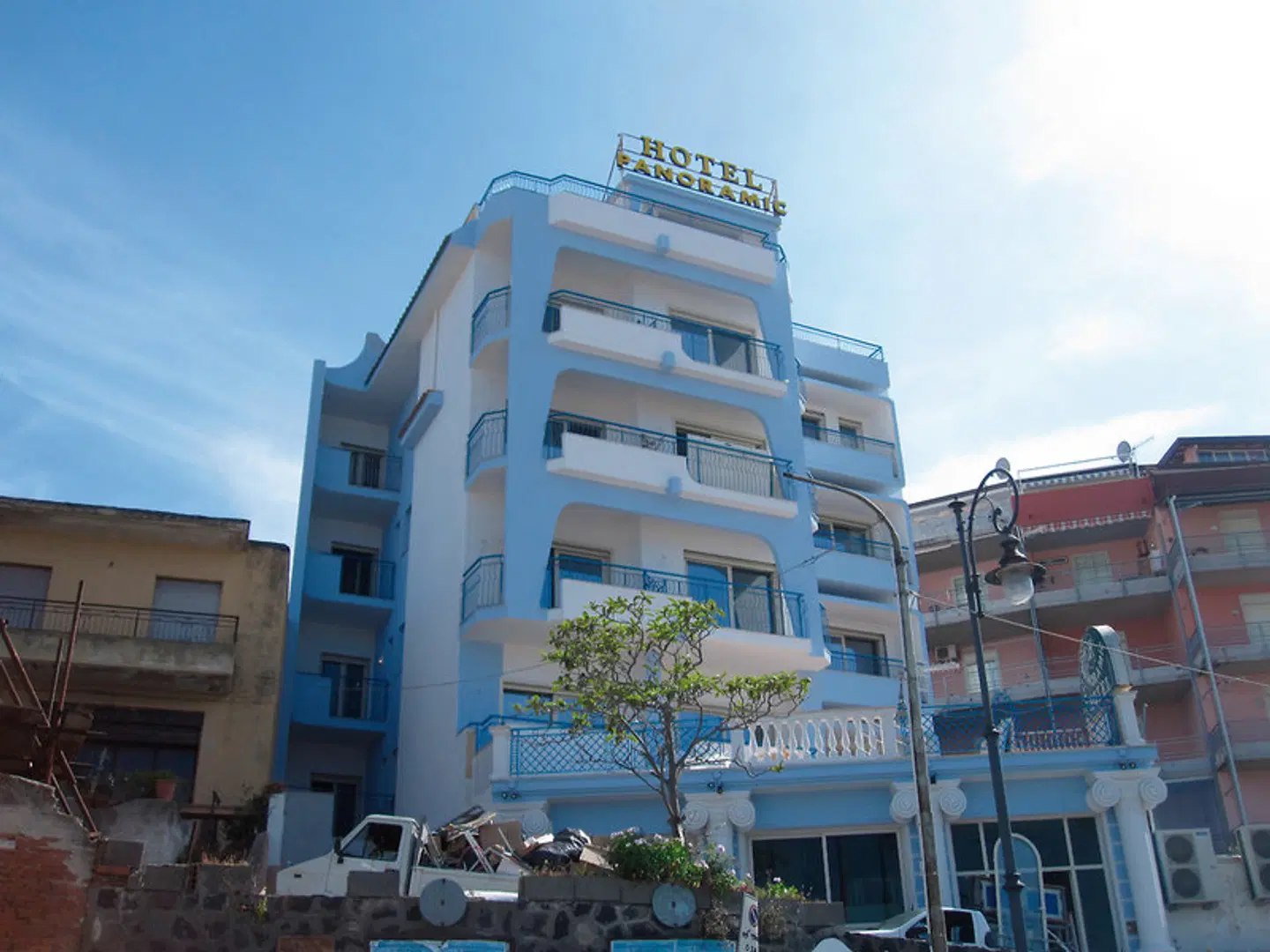 Panoramic EXTERIOR