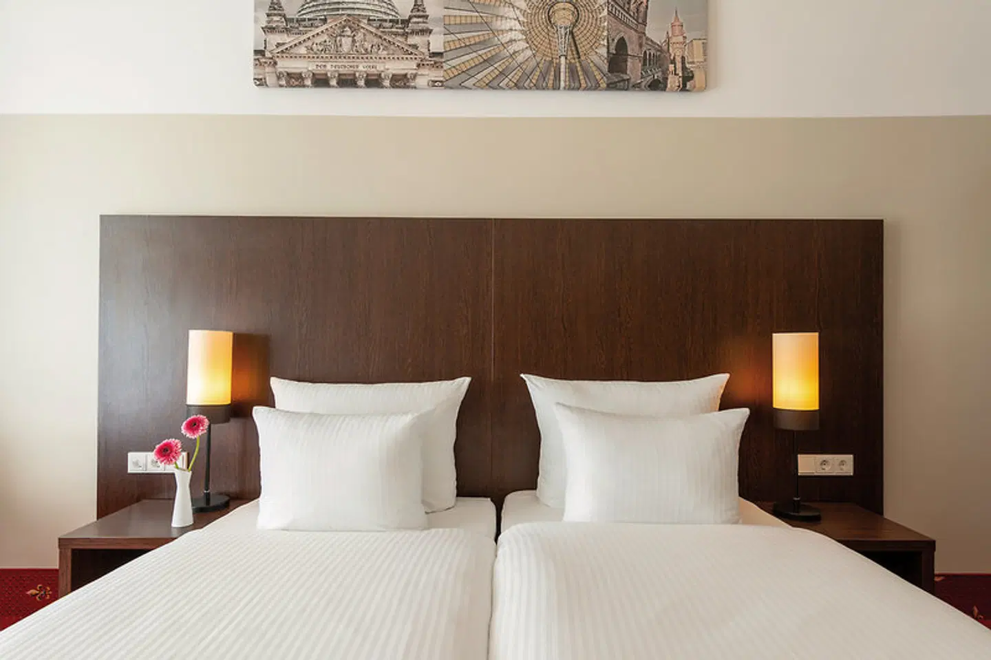 Leonardo Hotel Berlin KU'DAMM ROOM_EXAMPLE