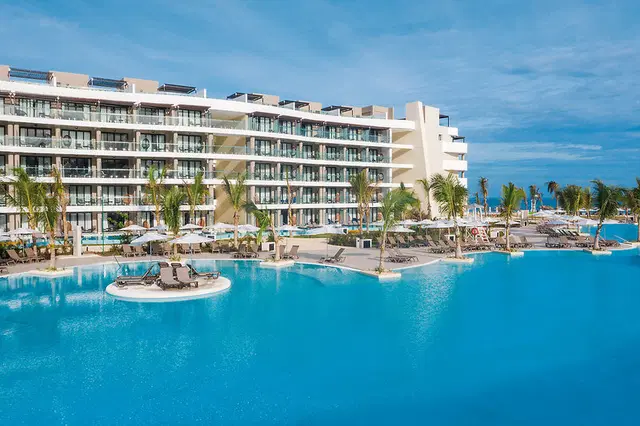 Ocean Coral Spring OUTDOOR_POOL