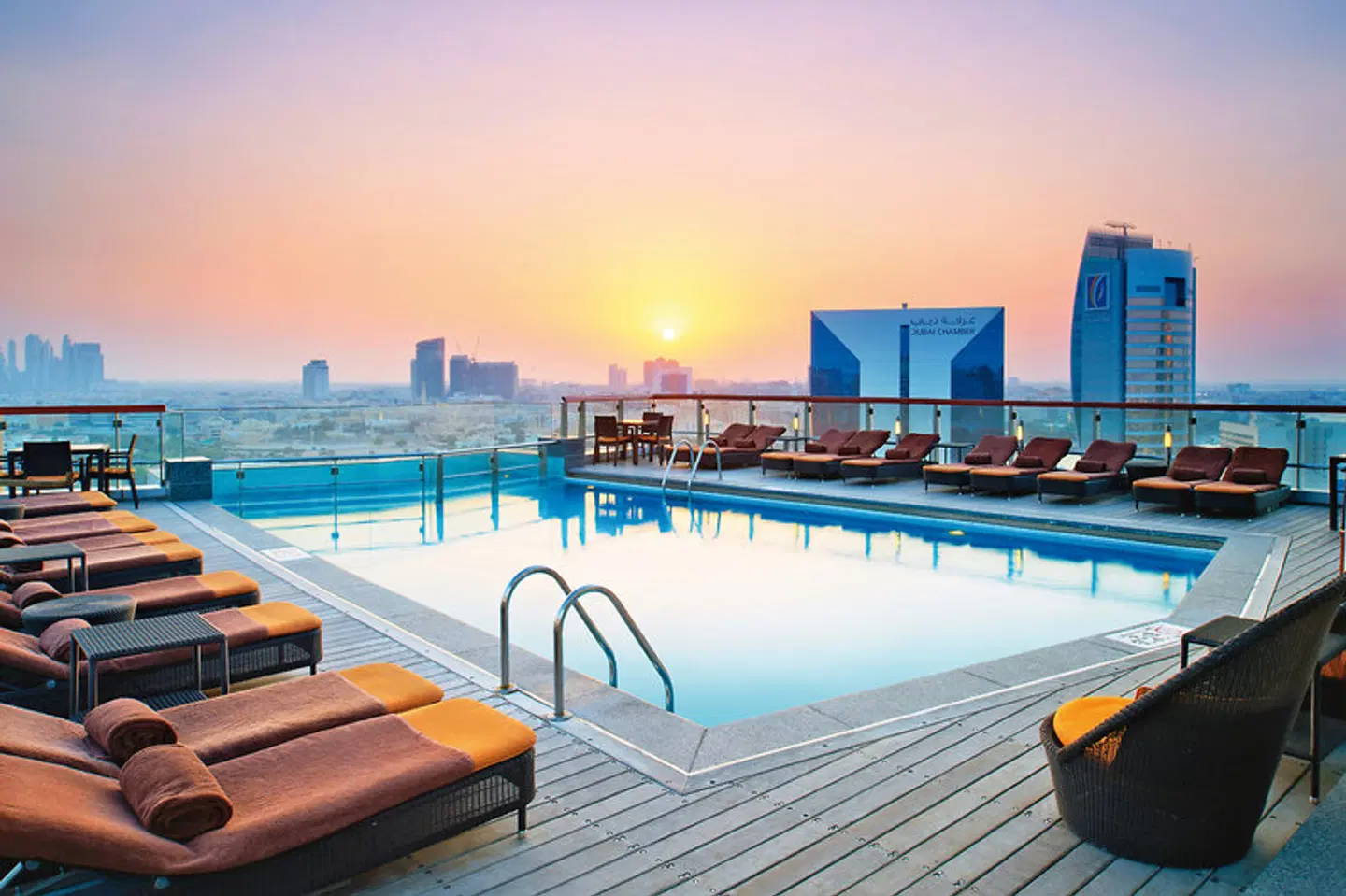 Mövenpick Dubai Creek OUTDOOR_POOL