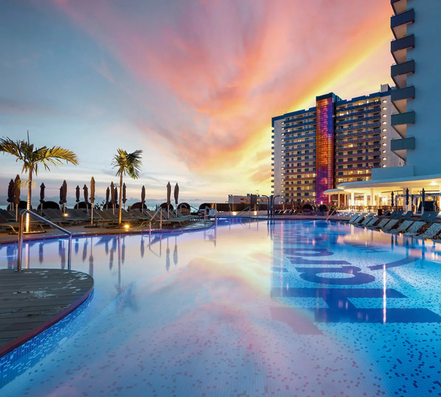 Hard Rock Hotel Tenerife OUTDOOR_POOL