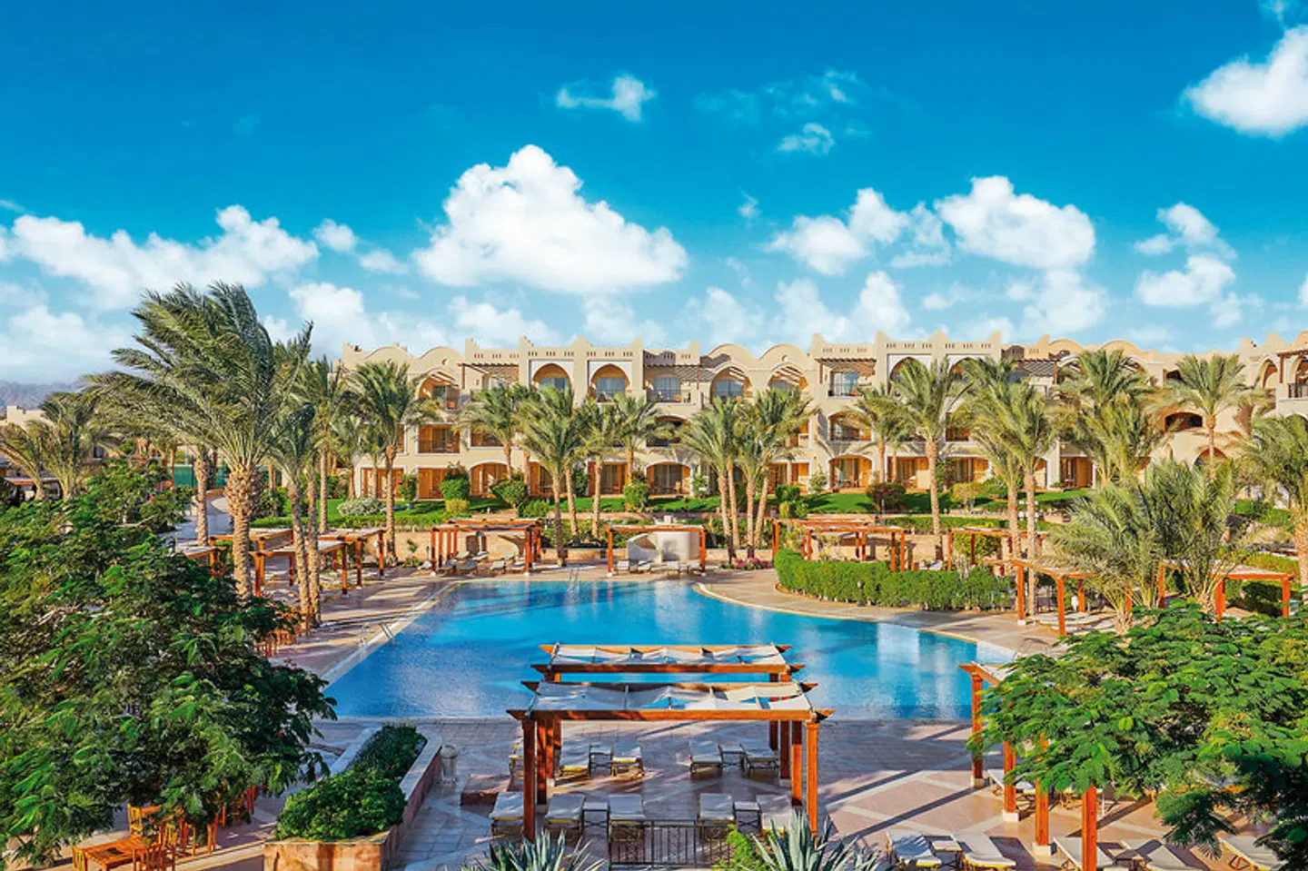 JAZ Makadi Star & Spa OUTDOOR_POOL