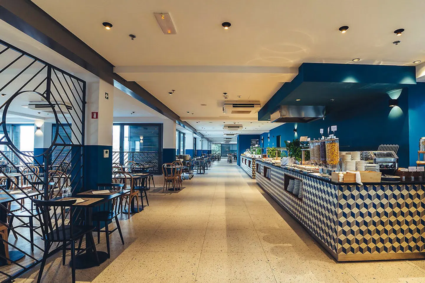 Morenia Beach Resort Bar